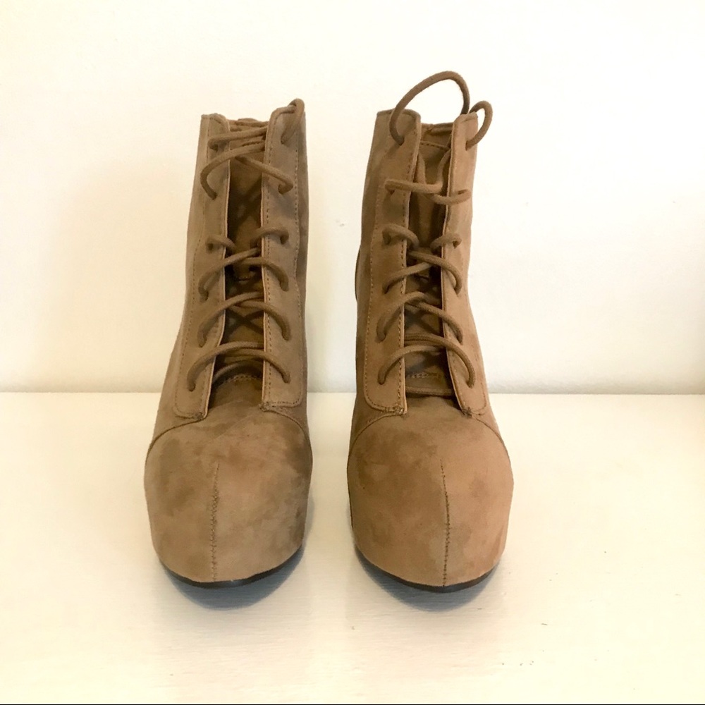 Platform shoes